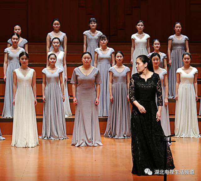 《雨後彩虹》表演單位:華中師範大學tiankong合唱團一曲《雨後彩虹》