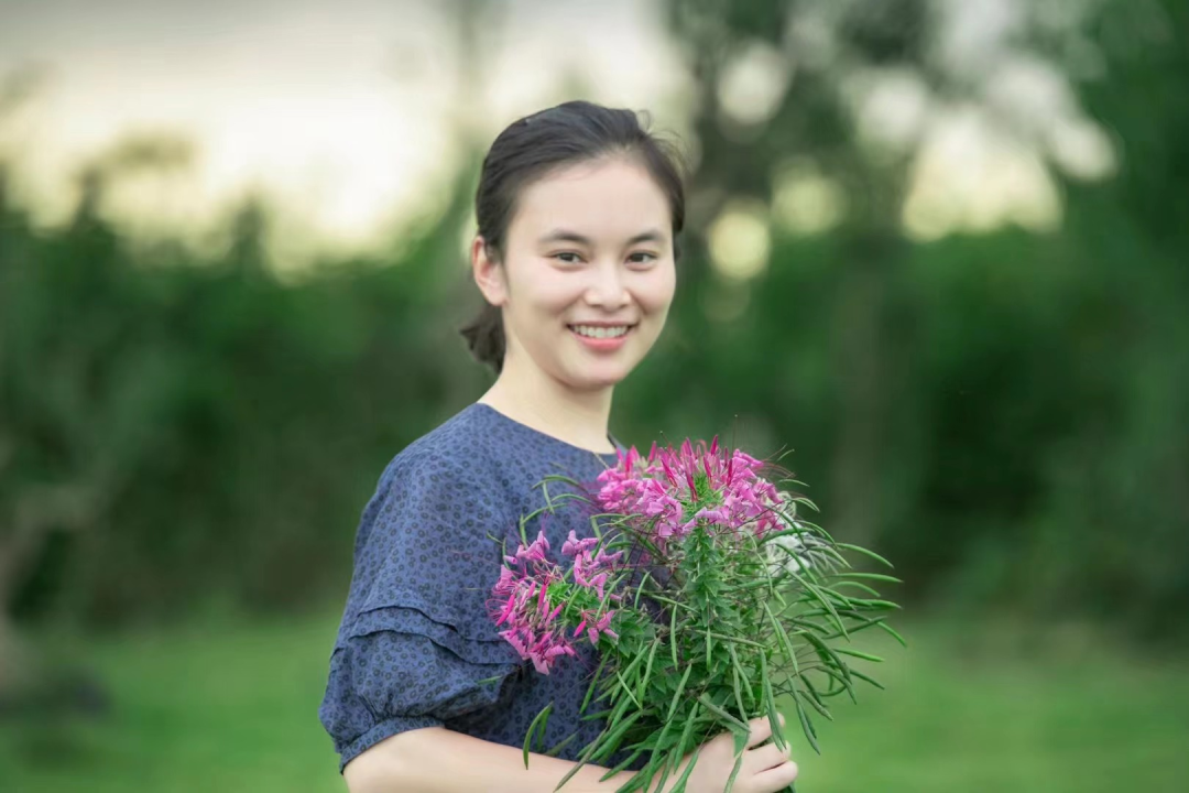 姚蓉抢占发展新赛道土家姑娘返乡创大业