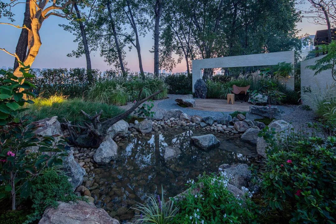 生活花园设计师:徐杨沉浸式生态剧场—对话自然设计师:李倩都市容器