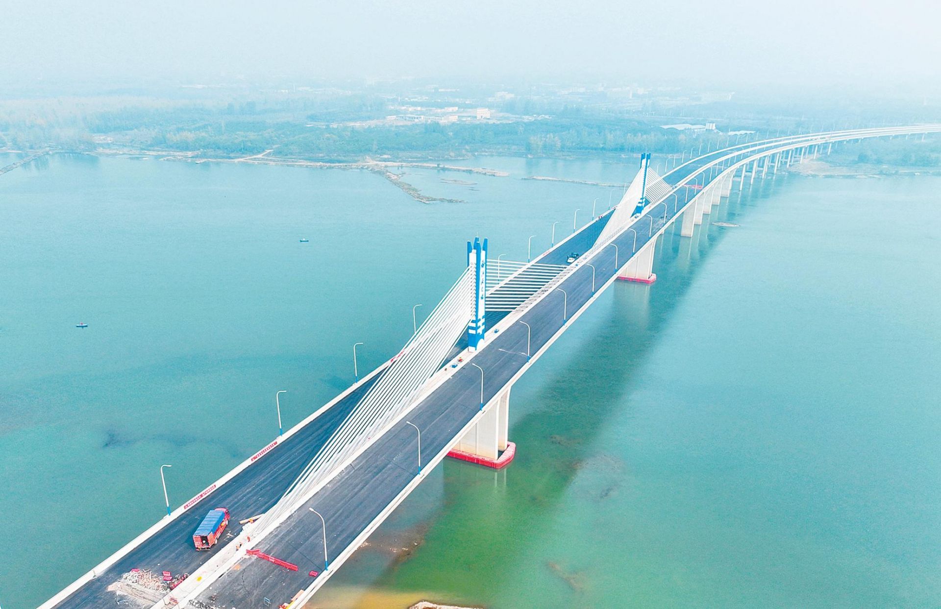 襄阳河谷大桥本月中下旬试通车