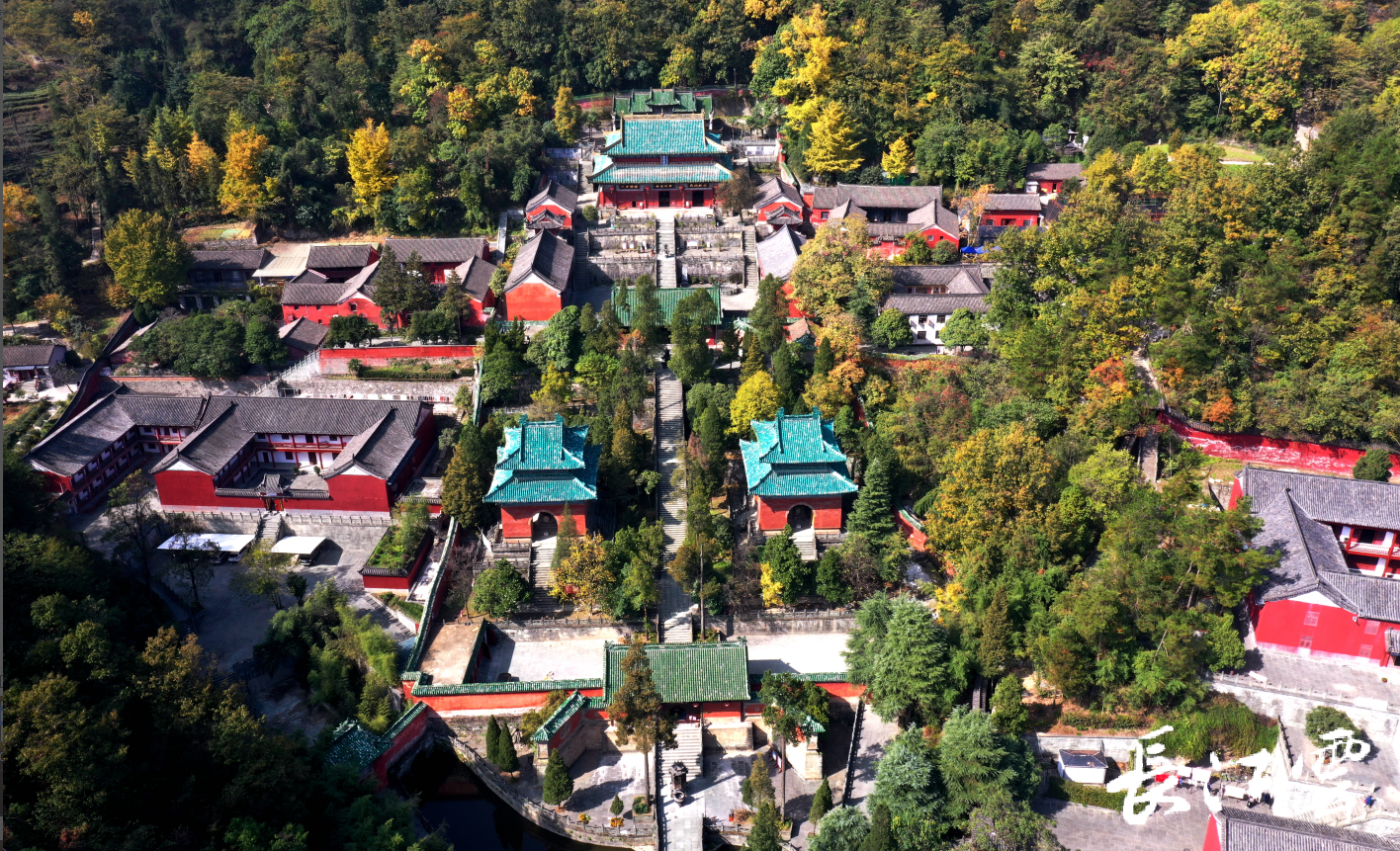 十堰武当山上线秋日限定惊喜_长江云 - 湖北网络广播电视台官方网站