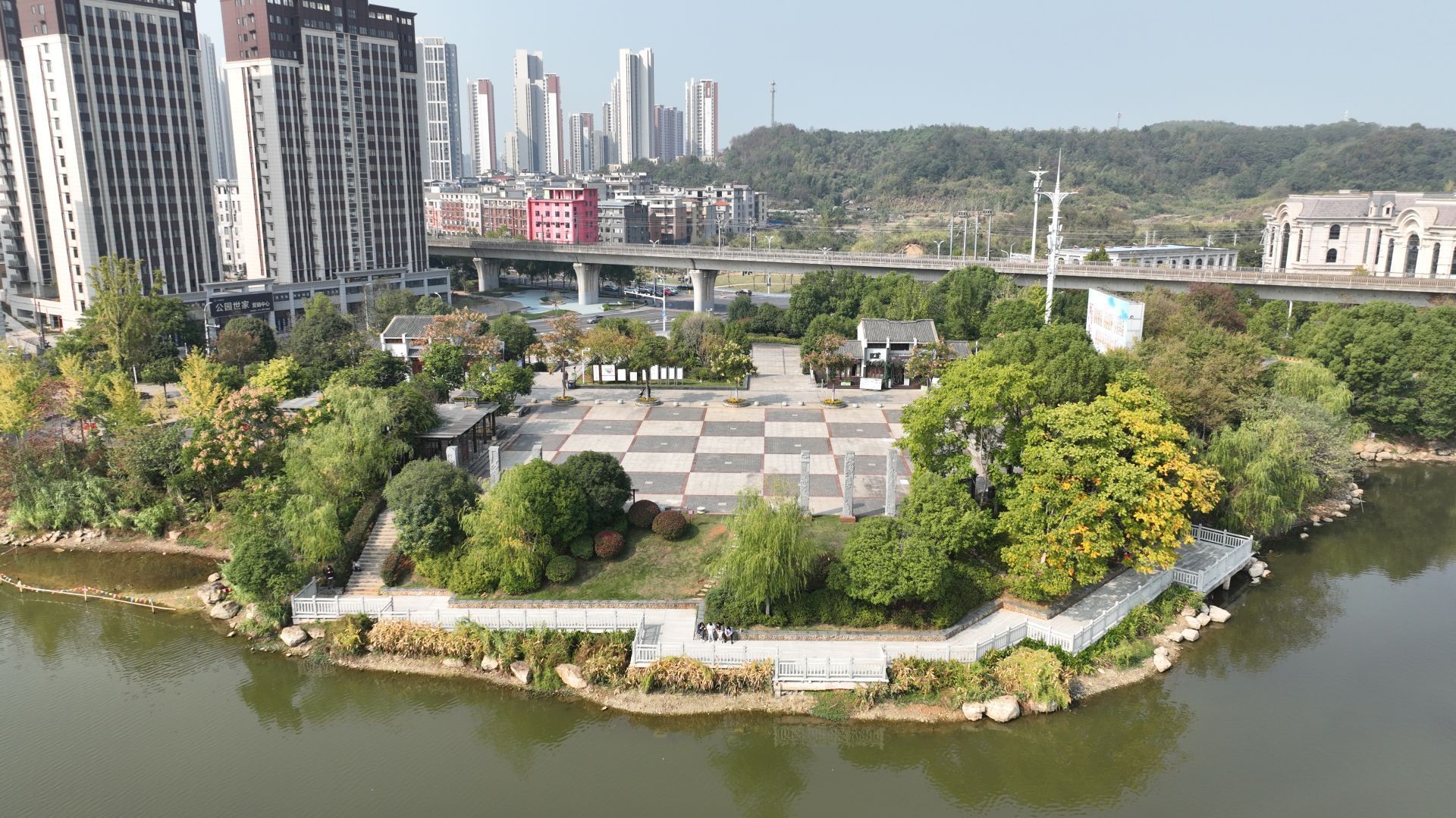 组图咸宁十六潭公园冬景美如画