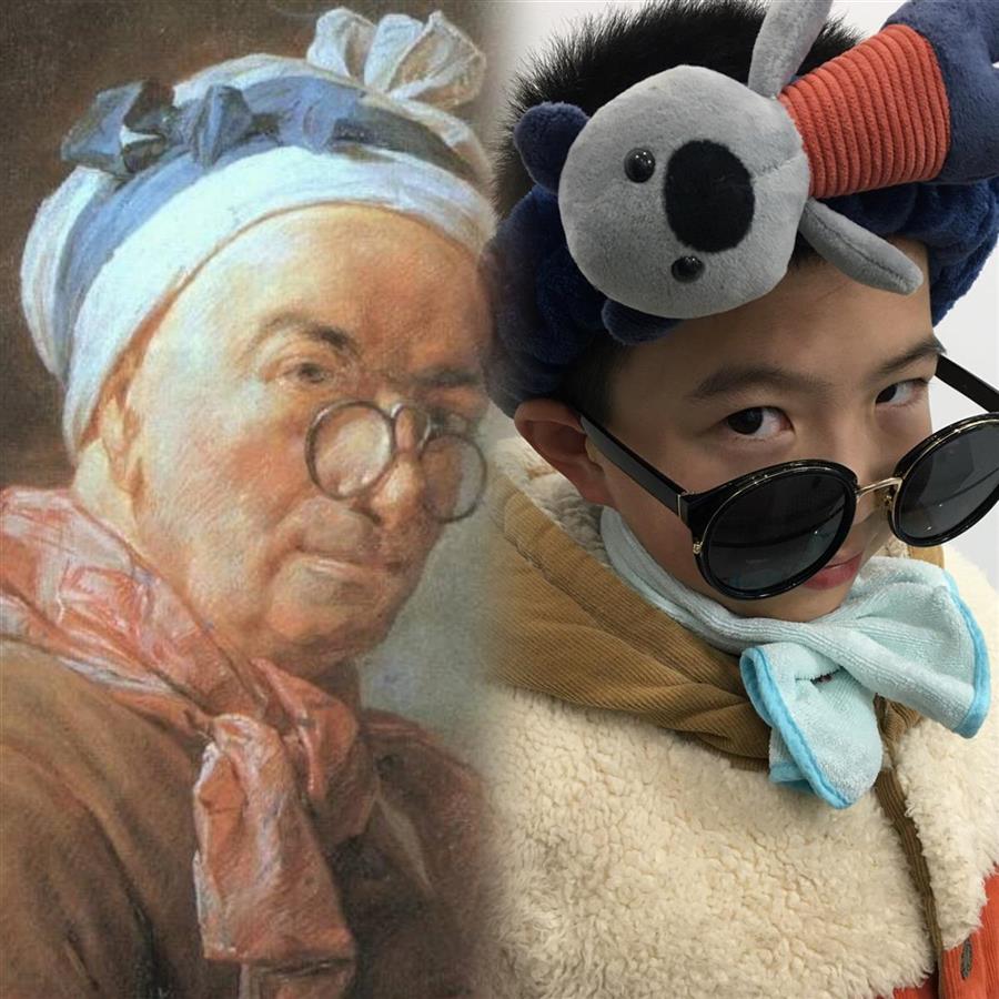 用漏勺模仿吹泡泡小学生玩世界名画cosplay秀太像了