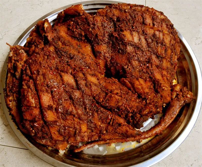 鹤庆传统美食篇之柳蒸猪头