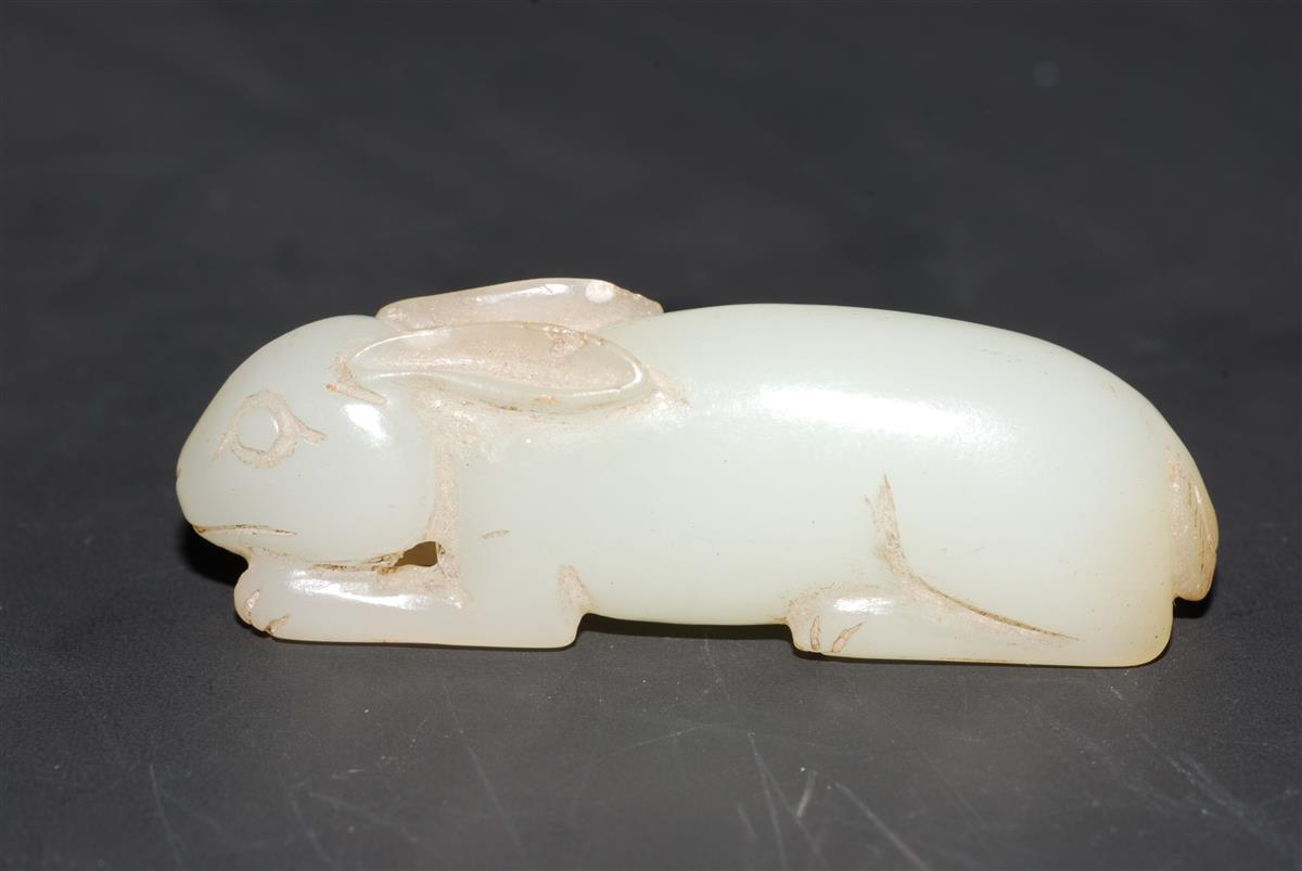 清 玉兔 (武汉博物馆藏)湖北省博物馆藏明代青白玉镂空东升图环饰,均