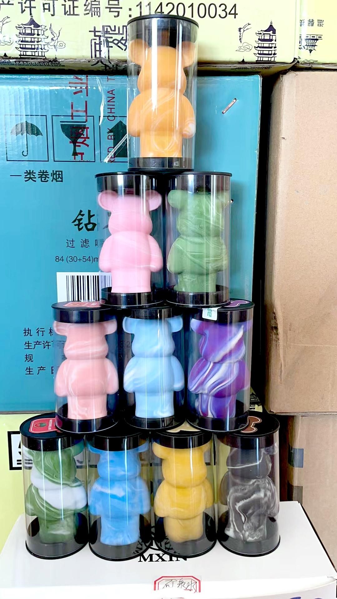 在电子烟市场上,非国标电子烟开始披上"奶茶杯""可乐罐"等马甲出现.