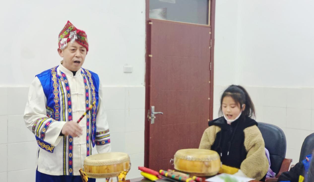 湖北宣恩三棒鼓进校园非遗文化焕活力
