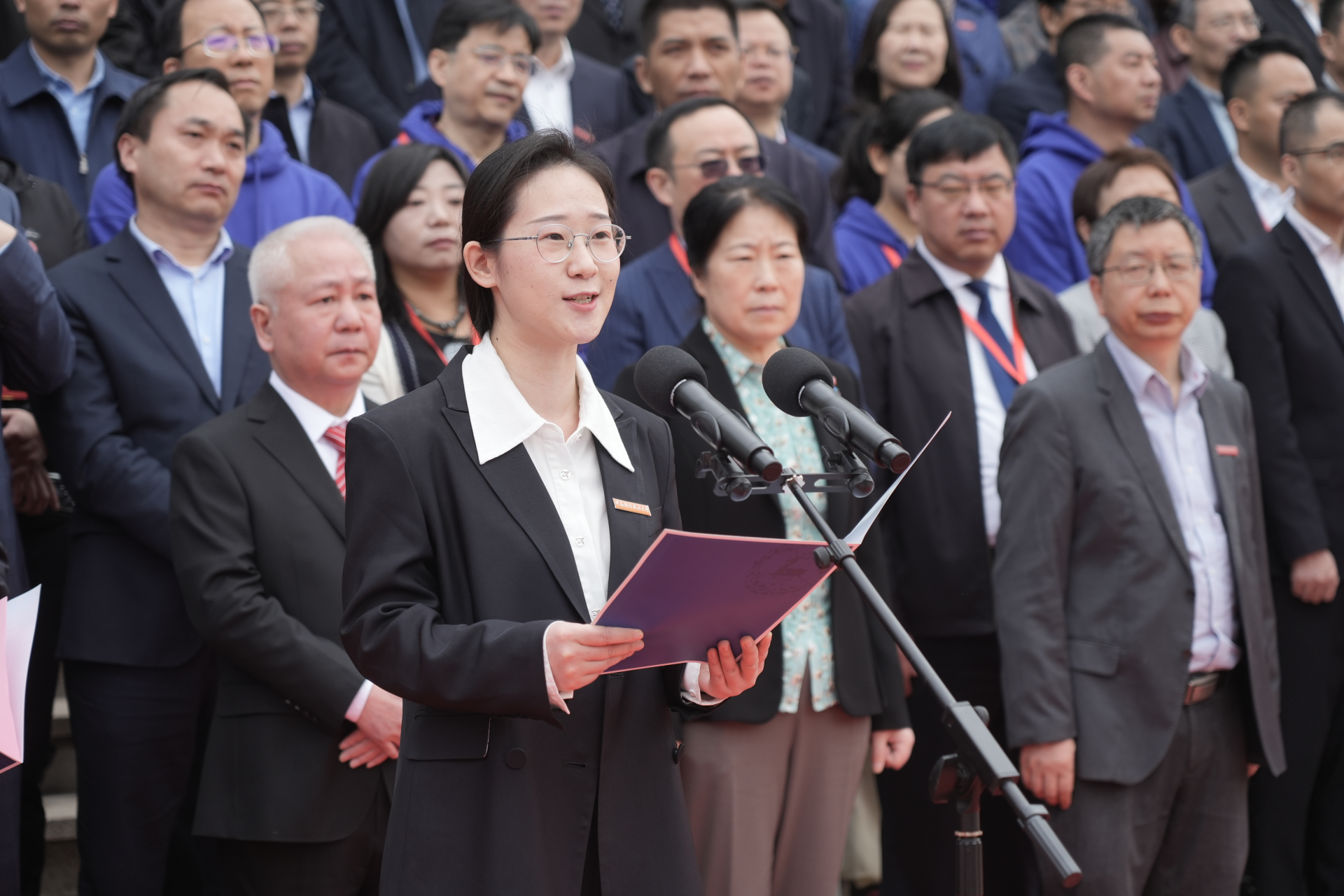 中南财经政法大学毕业证书长什么样