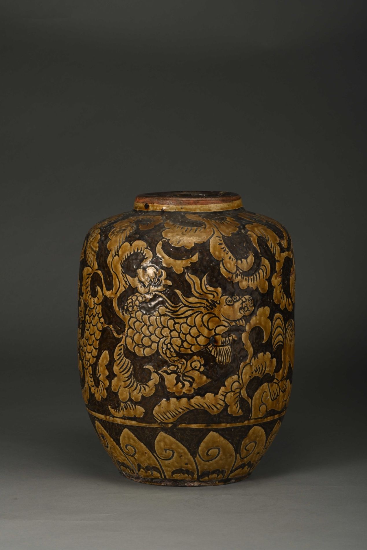 刘敦义捐赠马口窑陶器,美术作品展在武汉博物馆开展