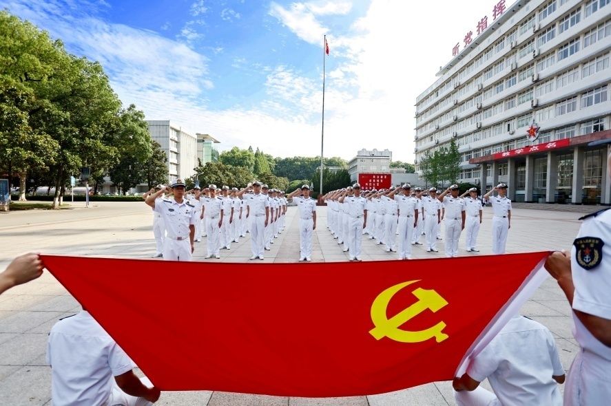 中國軍校期待你的加入！國防科技大學(xué)陸軍工程大學(xué)海軍工程大學(xué)等27所中國軍校請高考生入列！(圖18)