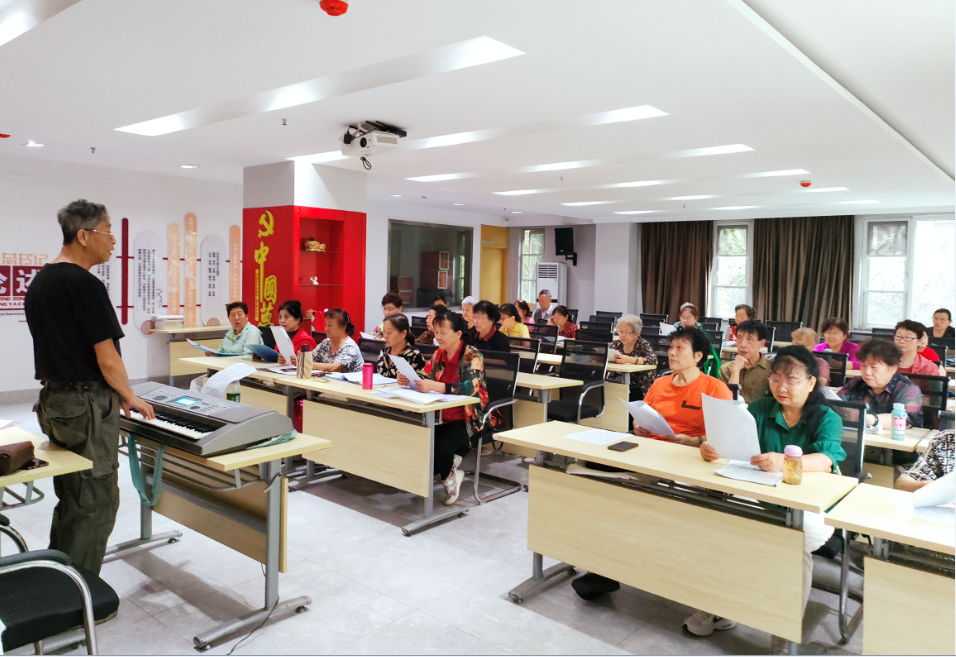 老年人合唱团:音乐的魔力与社区纽带的力量