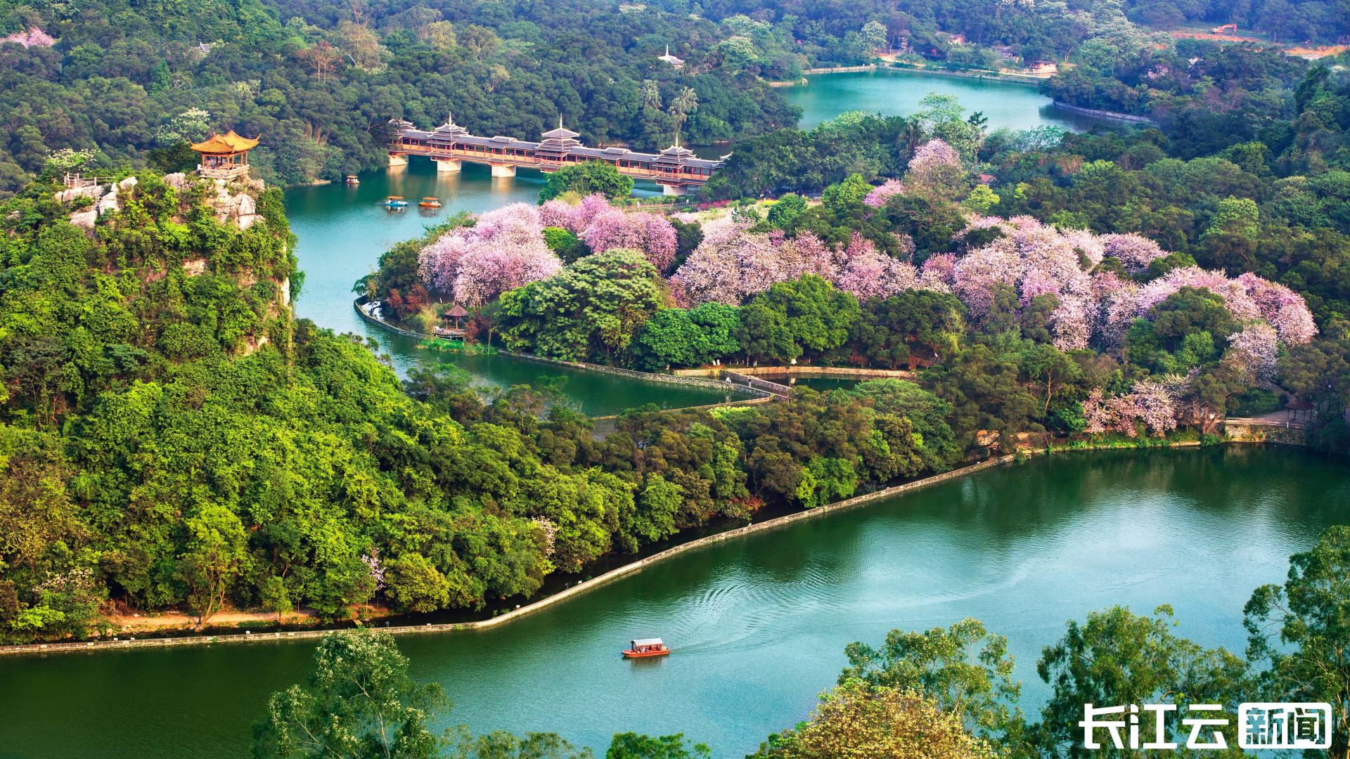 惊奇柳州文化旅游推介会在武汉举办