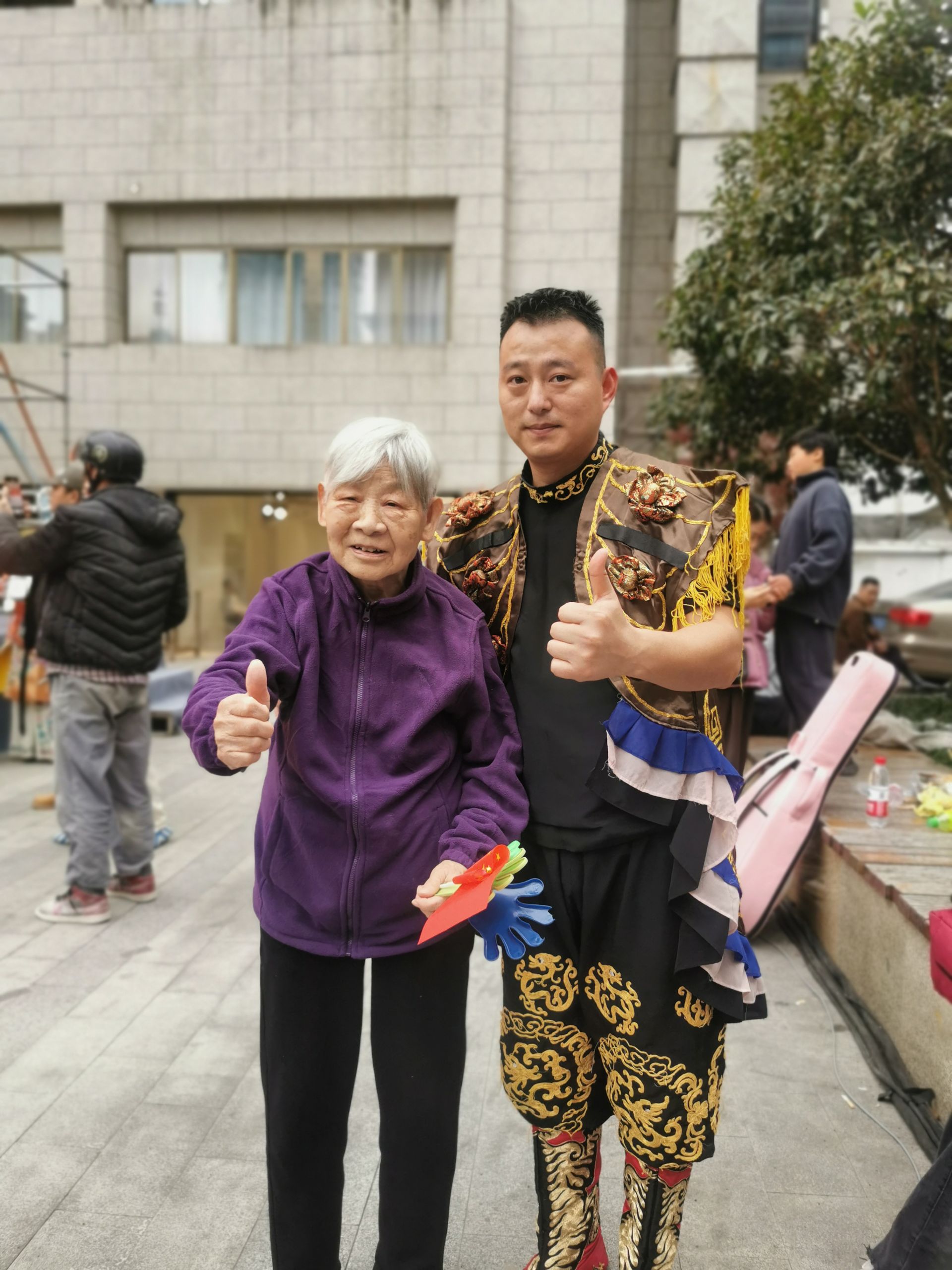 徐宁的老婆图片