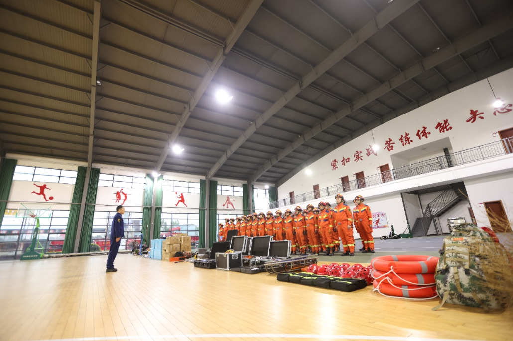 箭在弦上湖北消防102支救援队枕戈待旦备战