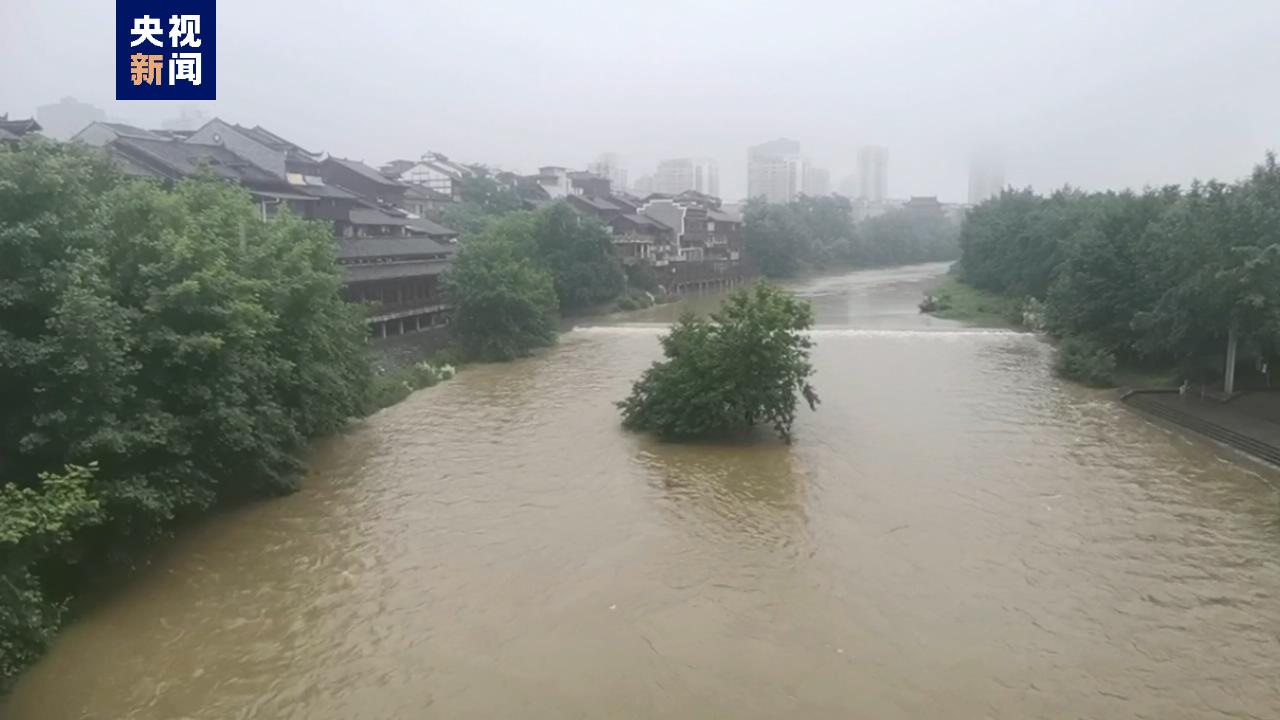 重庆长江水位图片