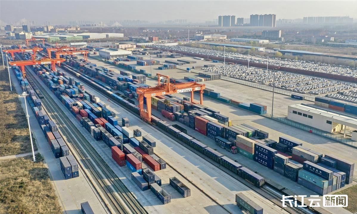 中部地区首趟! 中欧班列(杜伊斯堡—武汉)全程时刻表班列顺利开行