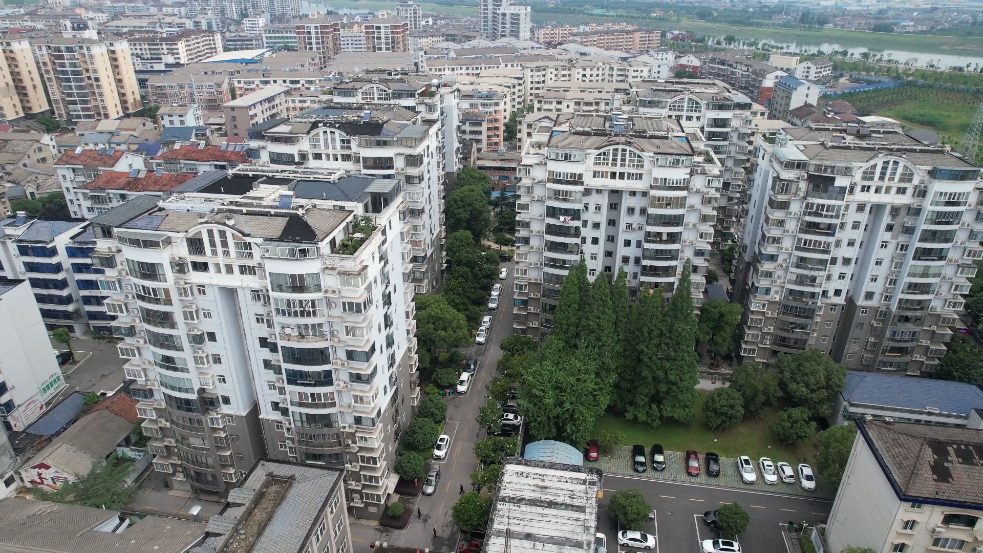 松滋市圆林物业有限公司入选荆州市物业服务企业红榜名单