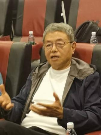 国家广电总局电影局原局长,中国科教影视协会首席专家刘建中先生:"