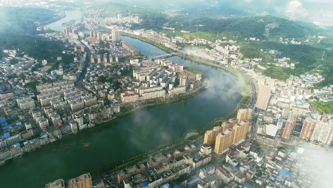 改革开放40年罗田城区从9k㎡到33k㎡昔日罗家大塆今日国家园林县城