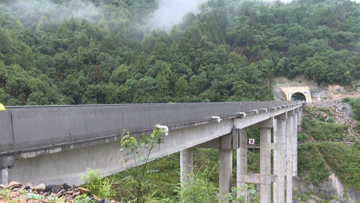 罗田县省道323复建工程建成通车