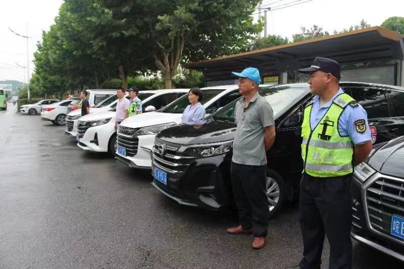 罗田县交通运输综合执法大队全力以“护”莘莘学子