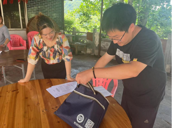 罗田县市场监管局白庙河所推行“两书同达”工作机制