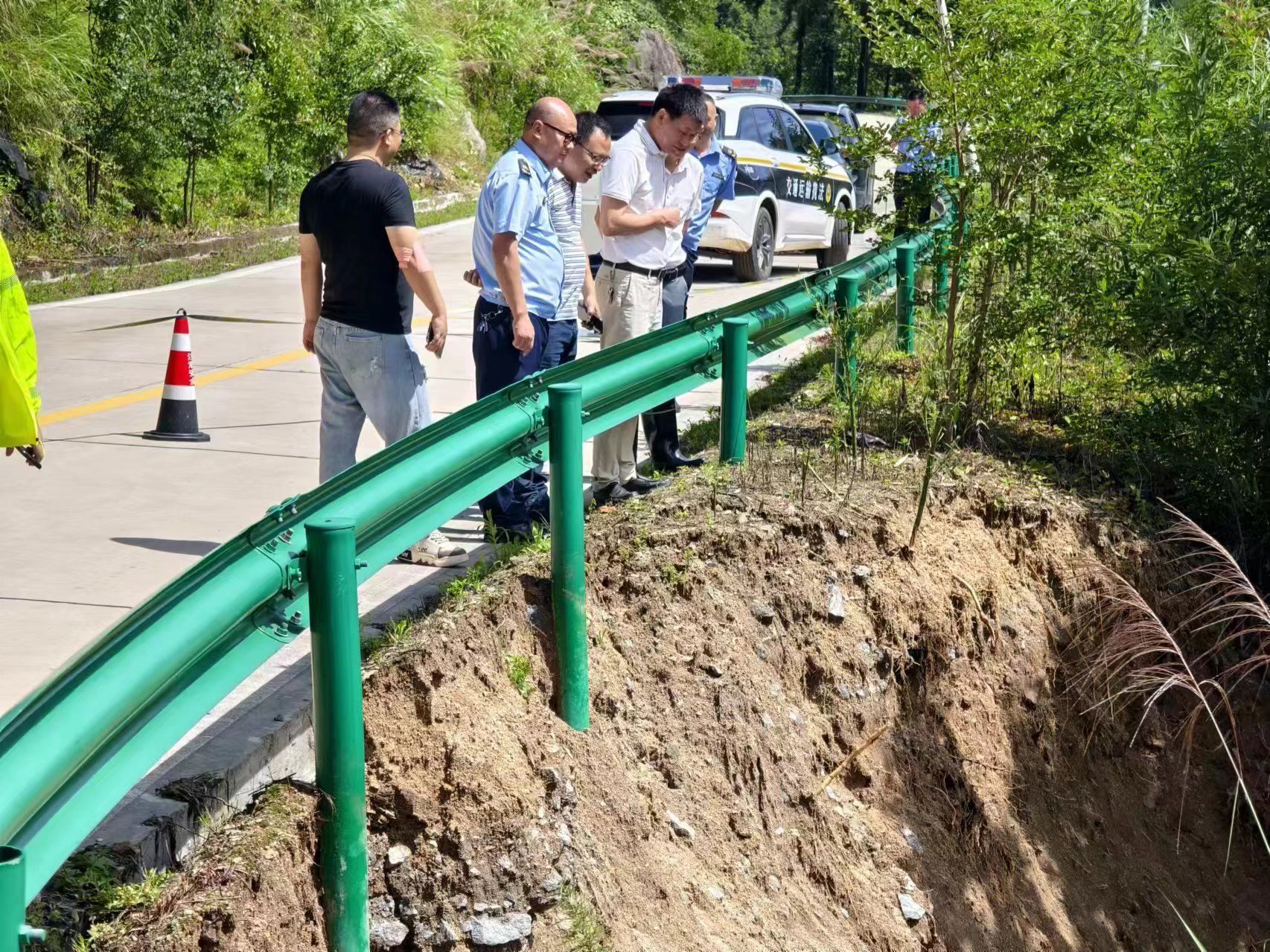 罗田县交通运输综合执法大队：全力防汛救灾，保群众出行安全