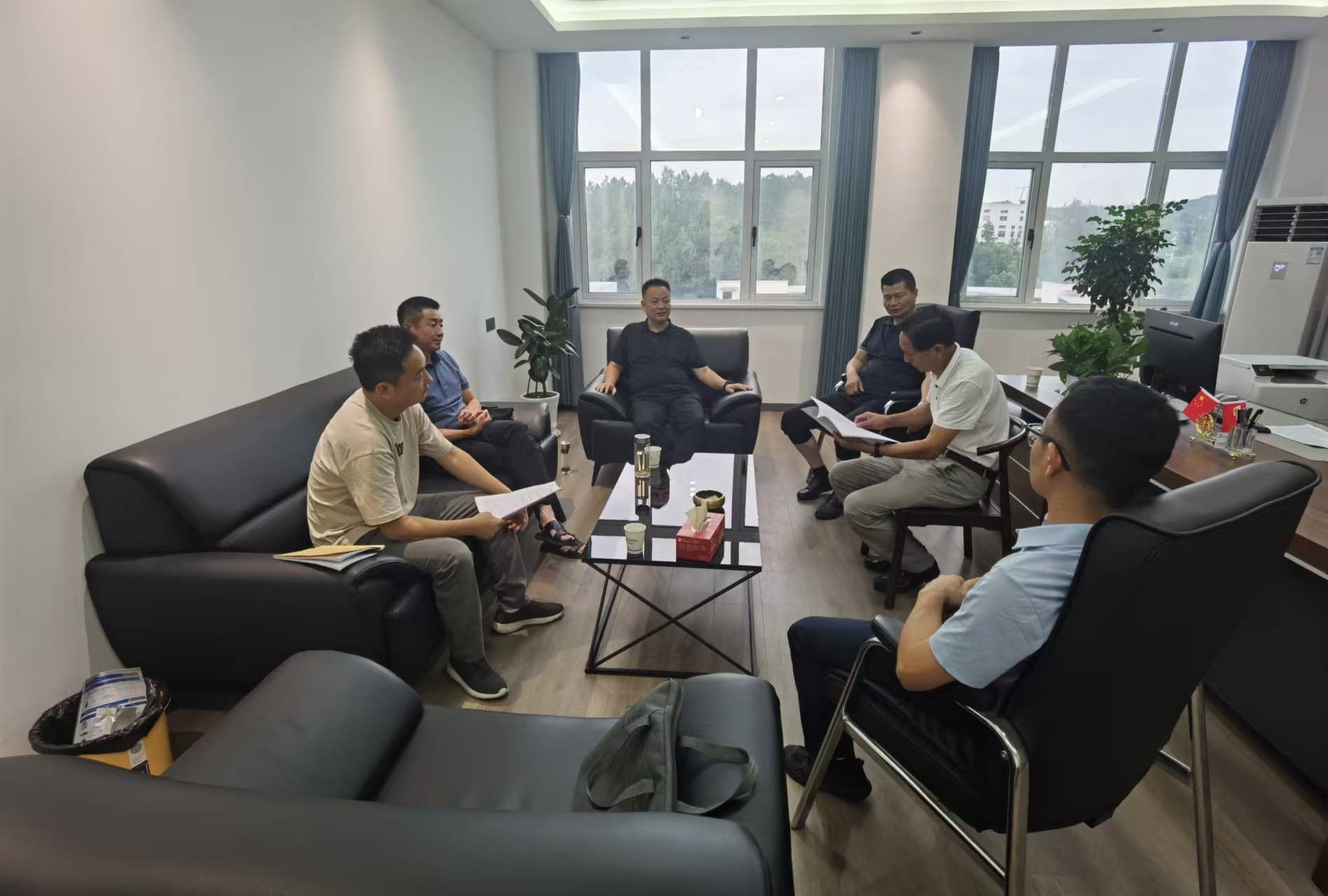 罗田：我为企业跑订单 助力企业拓市场增效益