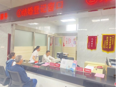 罗田县民政局开展“局长走流程”活动