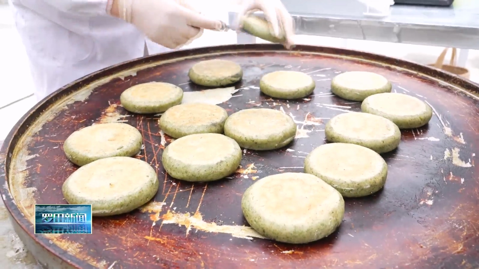 匡河镇：探寻软萩粑背后的儿时味道