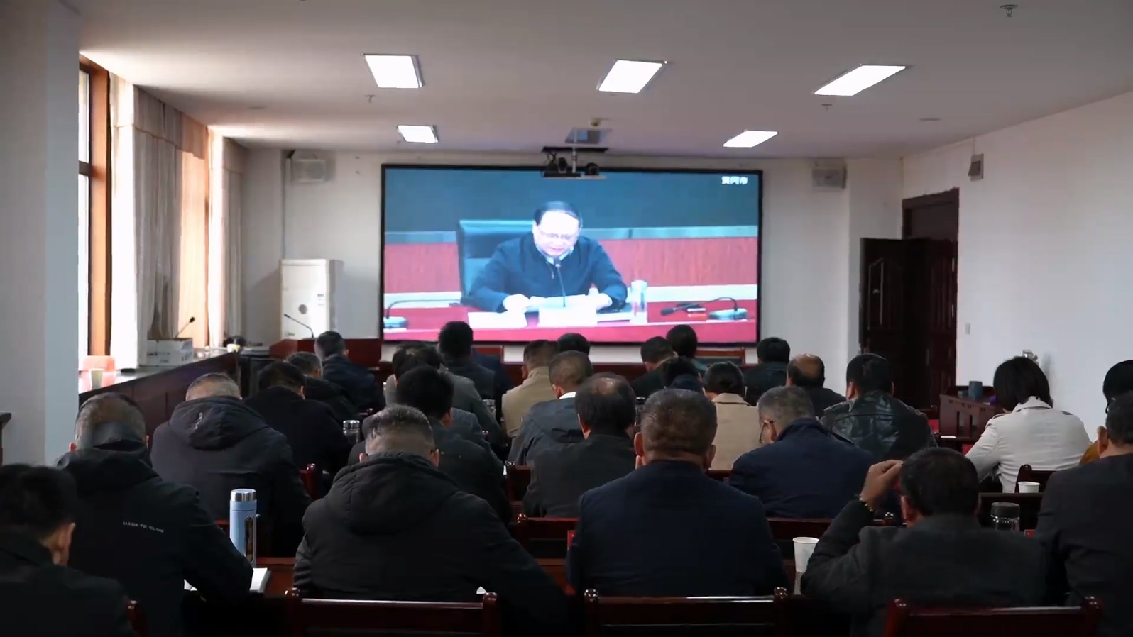 罗田县收听收看全市森林防灭火工作视频调度会