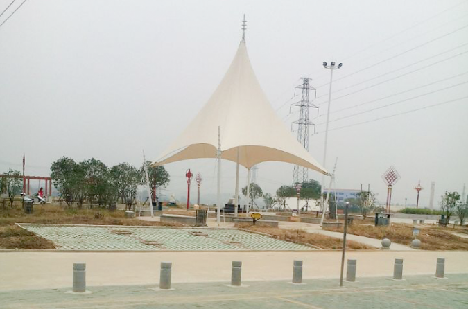 全国文明村八里湾村发展集体经济添活力推动乡村振兴增福祉