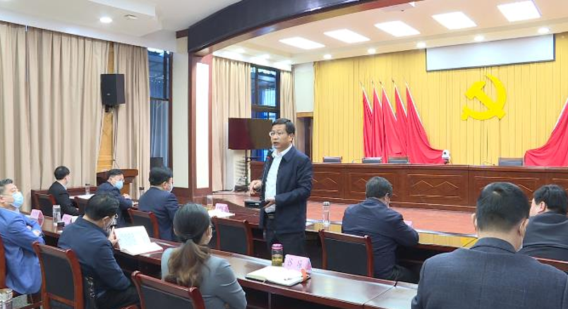 红安网消息4月29日上午,红安县委书记刘堂军以及王映辉,高伟,余宏波