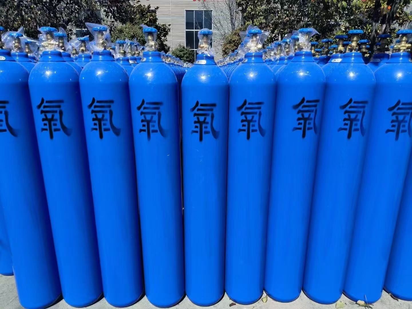 工业气体配送车辆与钢瓶装载
