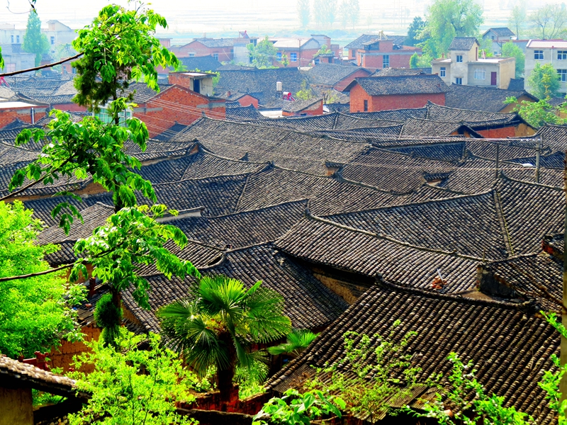 军店老街"三步两道桥 过桥不见桥"美景重现_房县新闻网