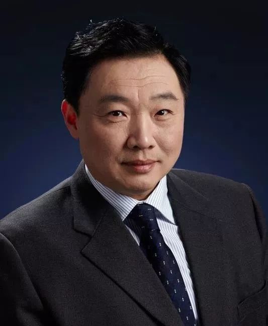 专家简介预约电话:何志军 15971919841在第二届武当消化病高峰论坛暨