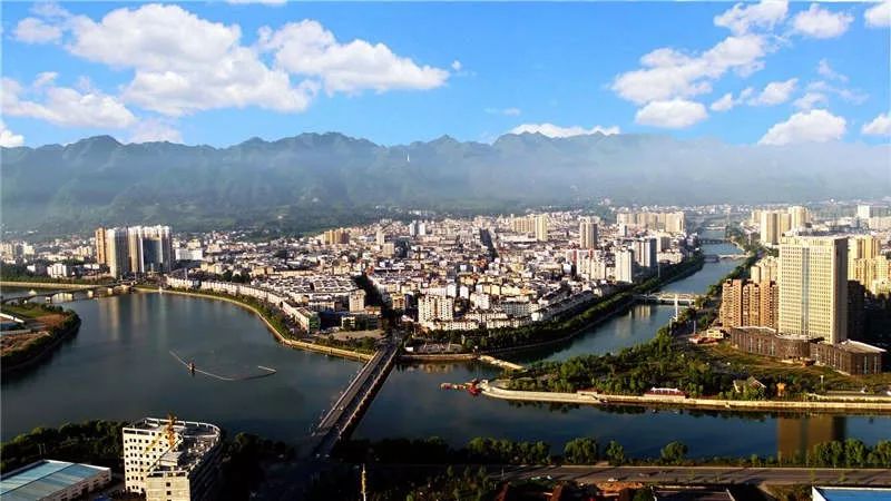 房县人要注意动真格你的不文明行为将被拍摄曝光