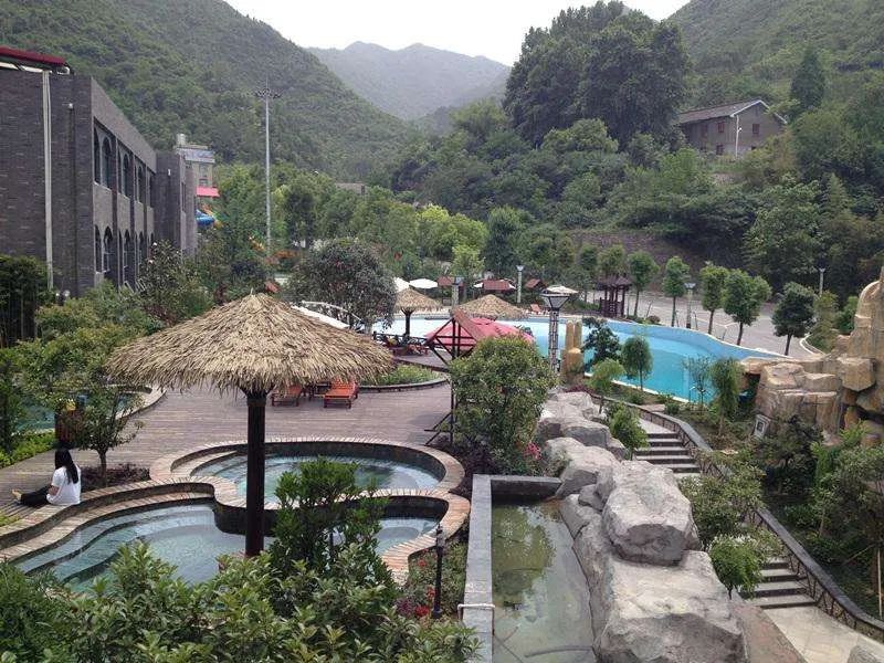 或者到城东泡个温泉真的,房县有这么多好玩的项目让人越来越离不开!