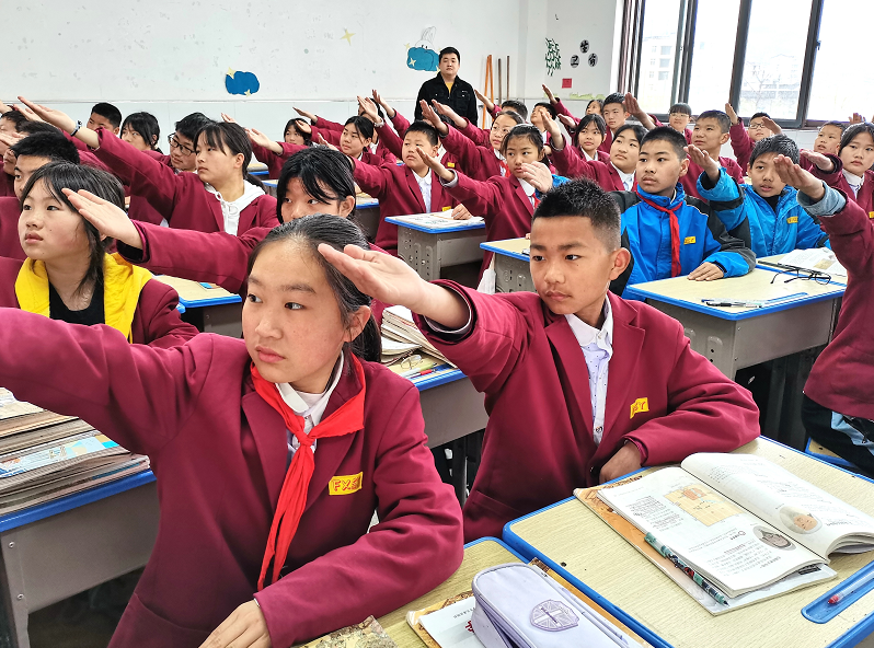 房县思源实验学校科学防控近视共筑光明未来