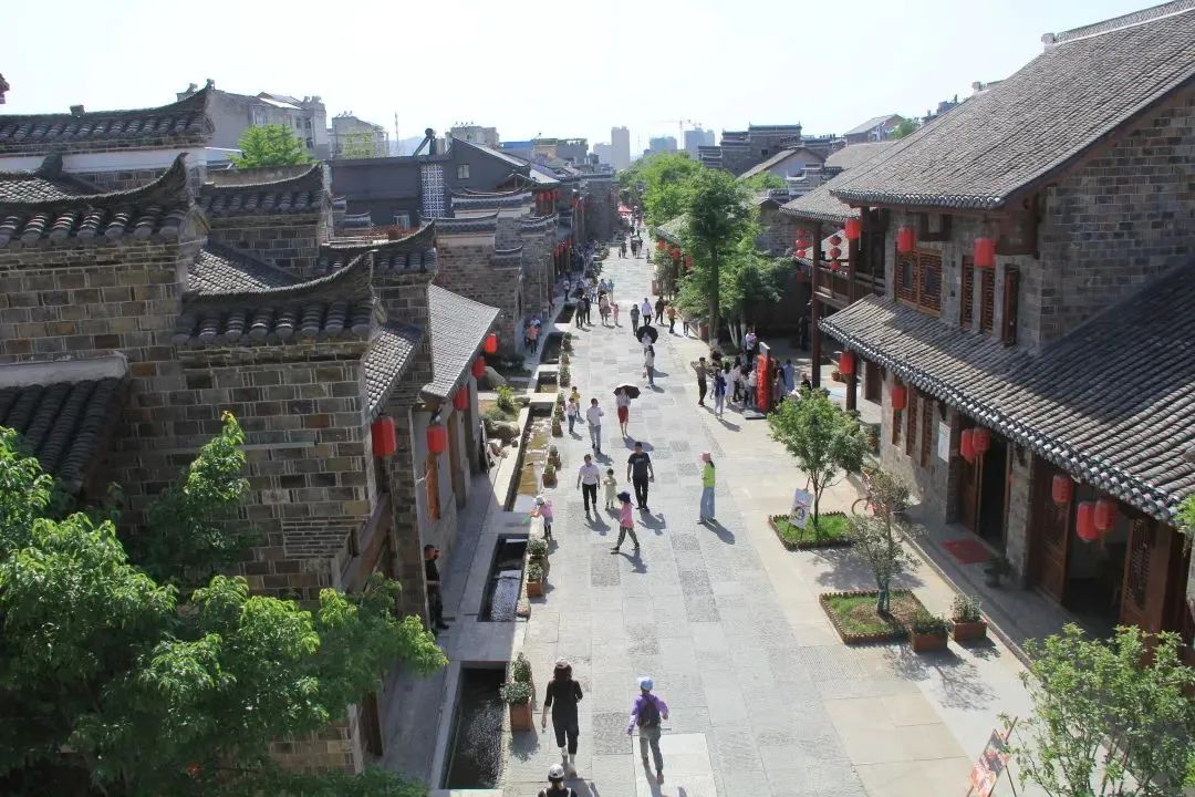 想get到属于自己的诗与远方来房县啊