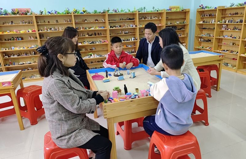 房县东城小学：共建共治共享 同心健心安心