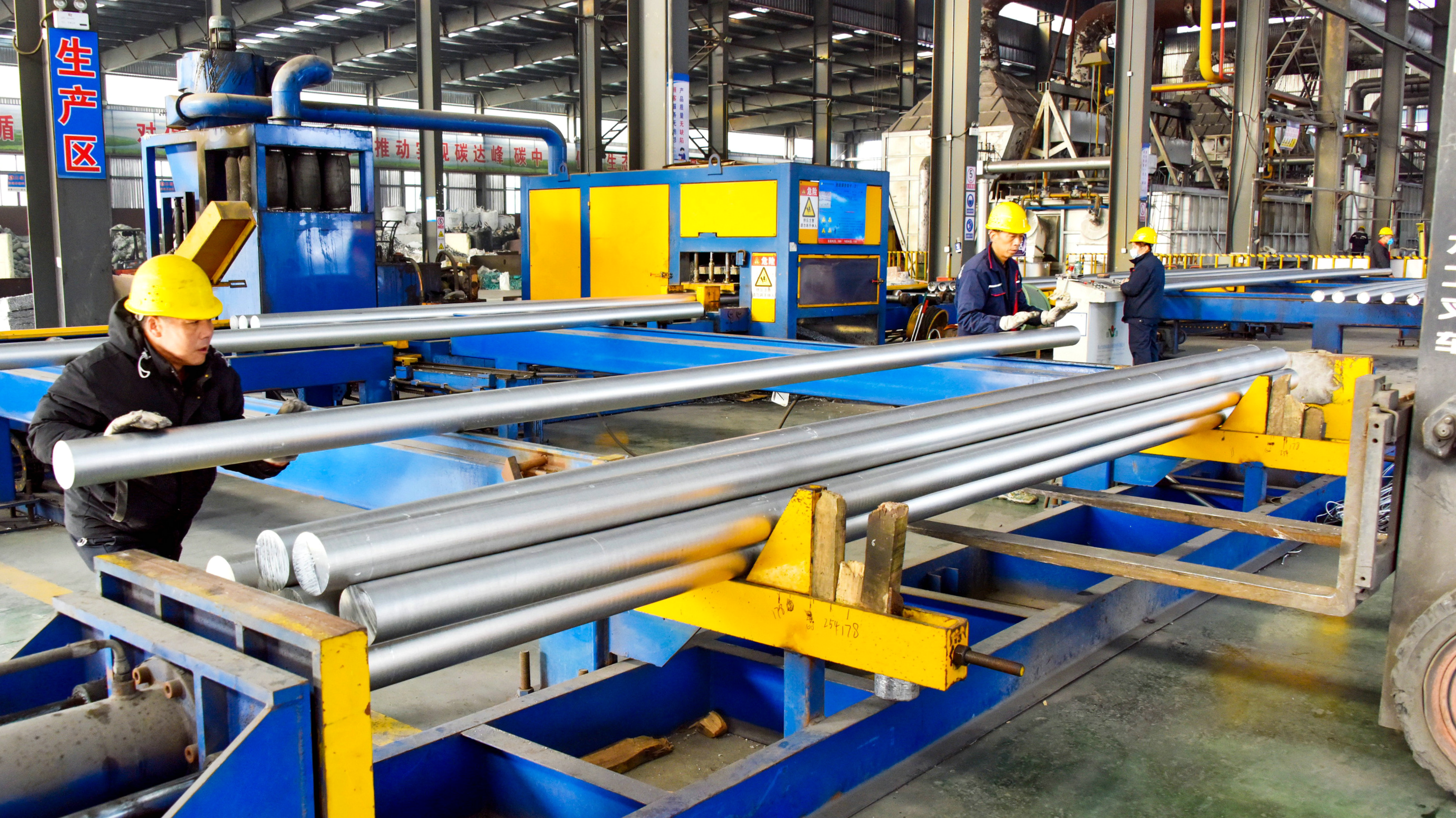 梯次培育强主体精准服务稳增长——房县工业园区奋力拼抢2026“第一棒”