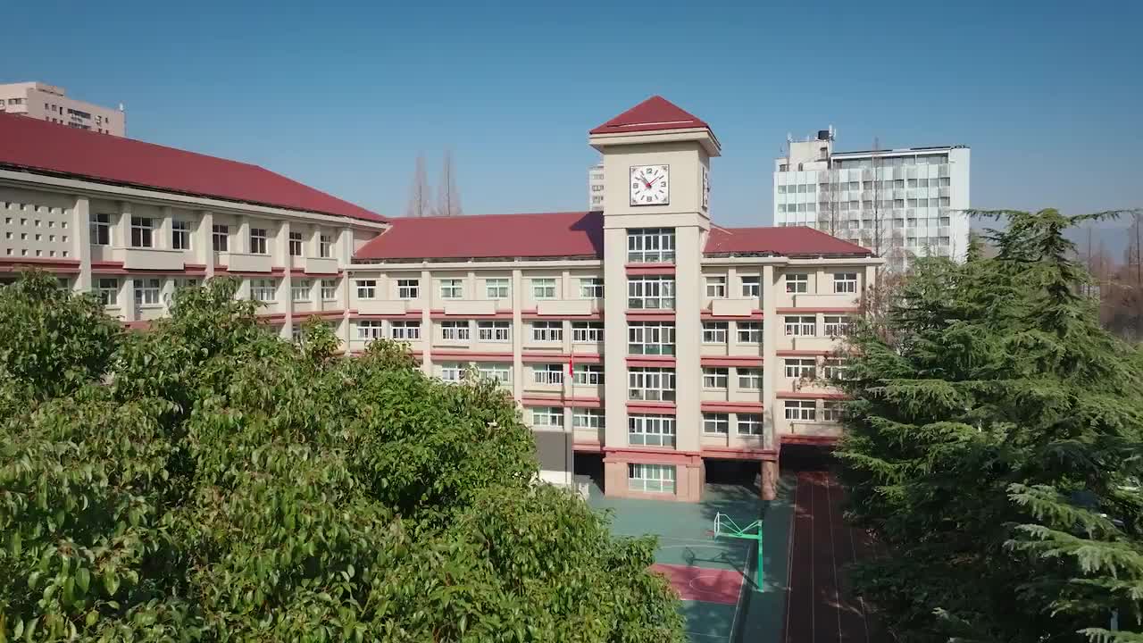职业道德建设公益广告《应该的》