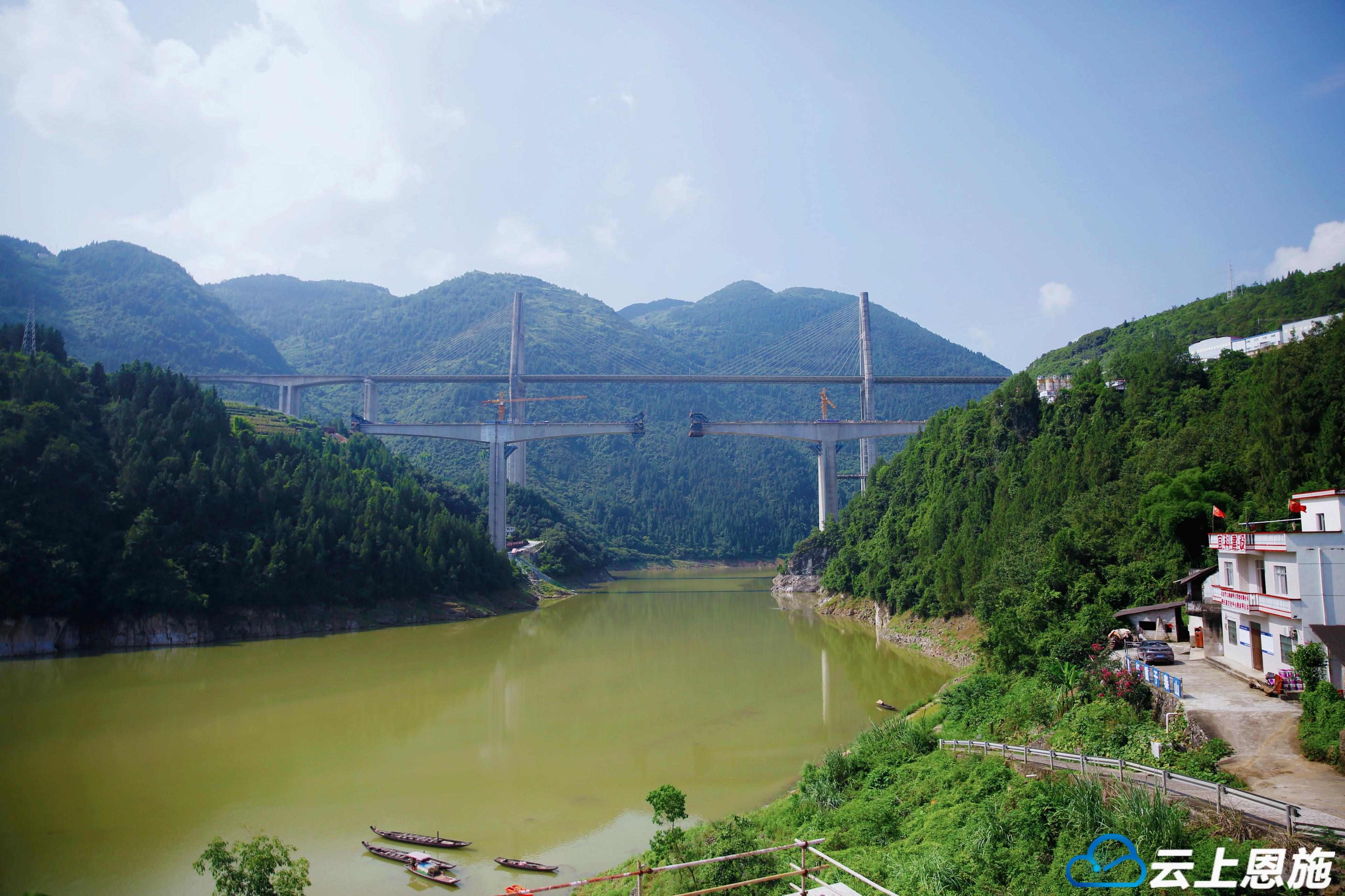 神农溪大桥资料图片