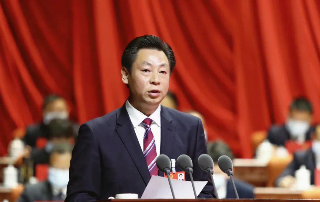 恩施州九届人大一次会议隆重开幕