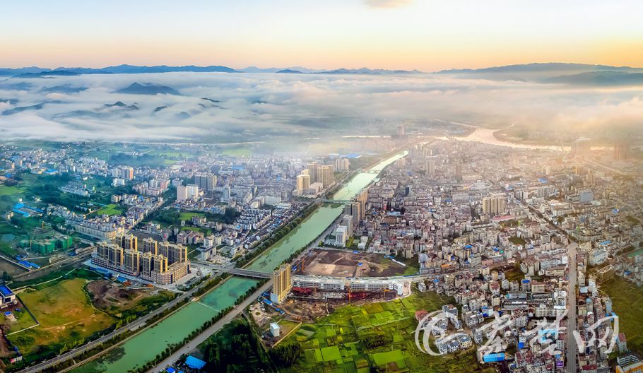 你好我叫十堰这是我的简历请为我助力