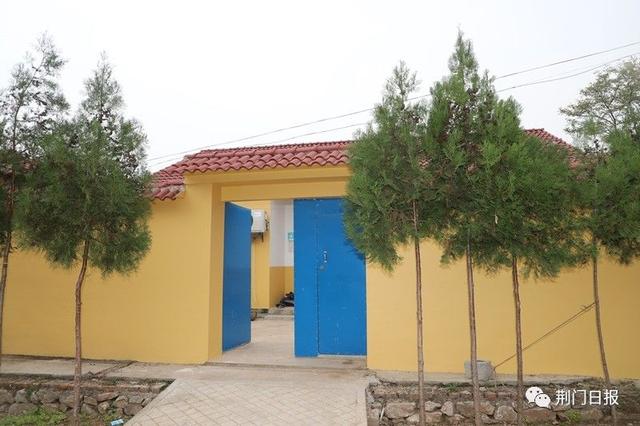 11月7日凌晨,章某回到荆门老家——东宝区子陵镇一个偏僻的乡村.