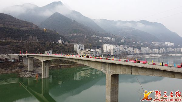 鄖西蘭灘口漢江公路大橋正式通車