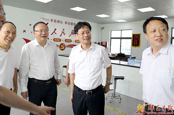 省税务局党委书记,局长钟油子来郧西调研乡村振兴工作_云上郧西