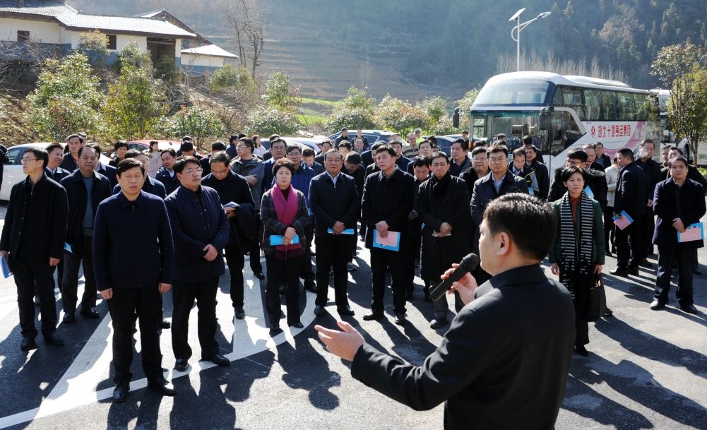 全市2018第四季度重点项目拉练走进竹山　